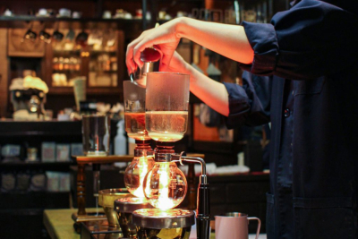 虹吸壶工作原理｜虹吸壶SIPHON的结构组成是什么？如何用虹吸壶泡咖啡？煮虹吸咖啡有哪些讲究？